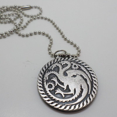 Game of Thrones Targaryen Metal Pendant Necklace Fire and 